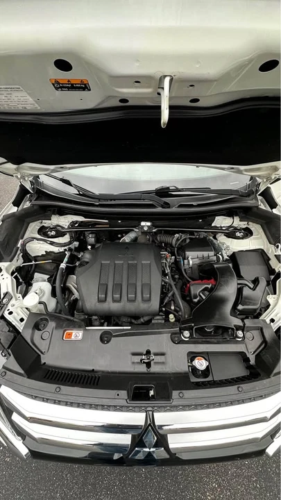 2020 Mitsubishi Eclipse Cross - Image 11 of 15