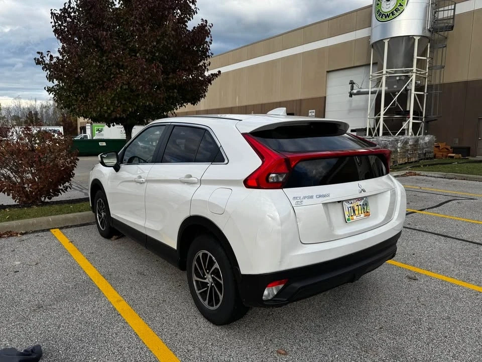 2020 Mitsubishi Eclipse Cross - Image 4 of 7