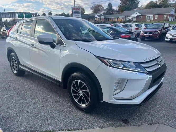 2020 Mitsubishi Eclipse Cross - Image 2 of 18