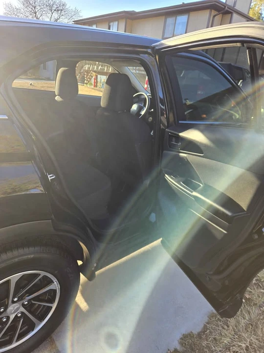 2020 Mitsubishi Eclipse Cross - Image 5 of 8