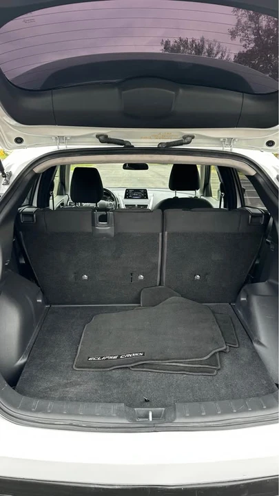 2020 Mitsubishi Eclipse Cross - Image 8 of 19