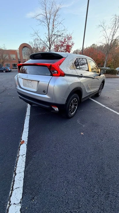 2020 Mitsubishi Eclipse Cross - Image 3 of 12