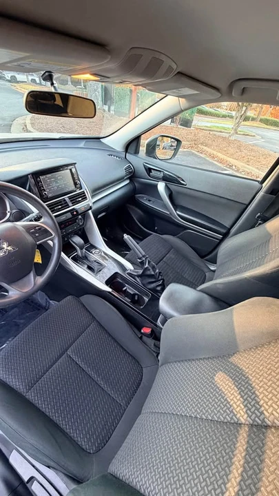 2020 Mitsubishi Eclipse Cross - Image 5 of 12