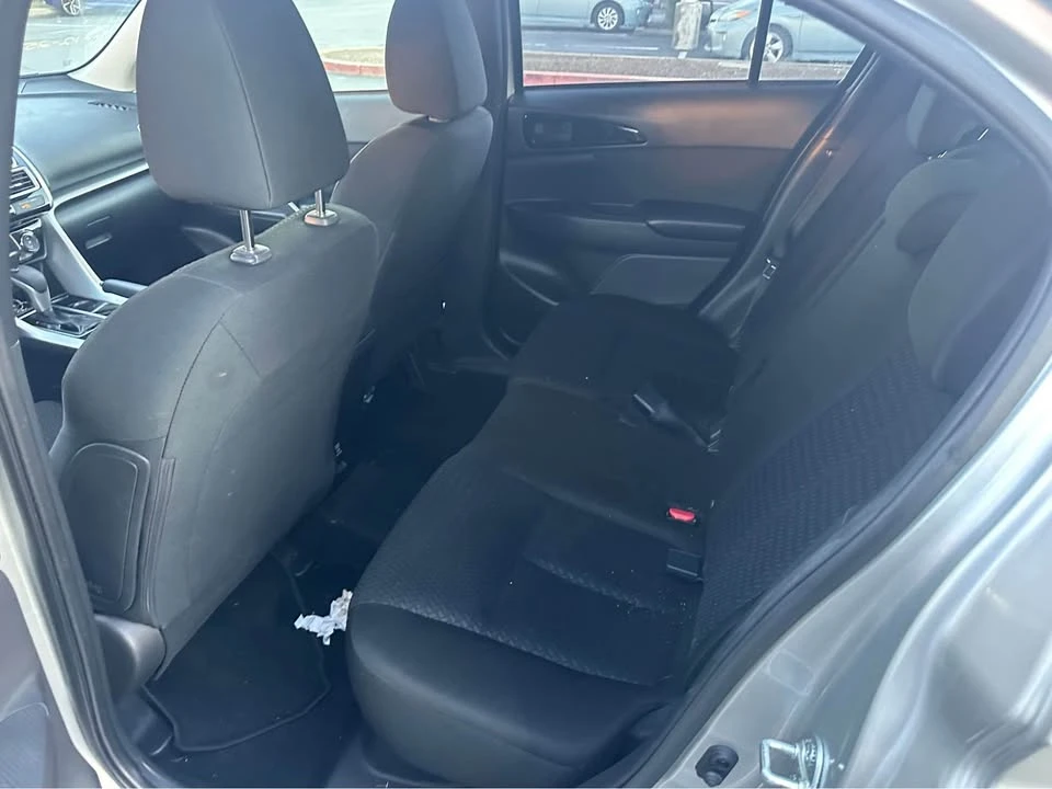 2020 Mitsubishi Eclipse Cross - Image 3 of 6