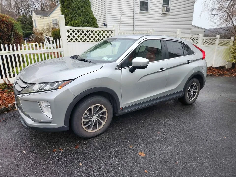 2020 Mitsubishi Eclipse Cross - Image 8 of 14