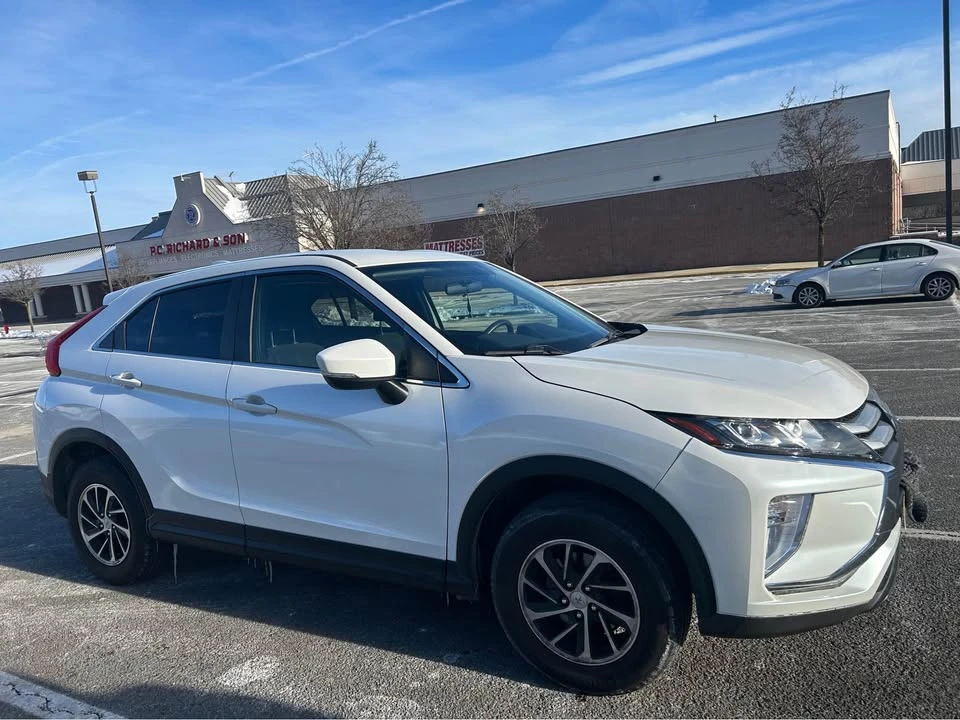 2020 Mitsubishi Eclipse Cross - Image 10 of 10