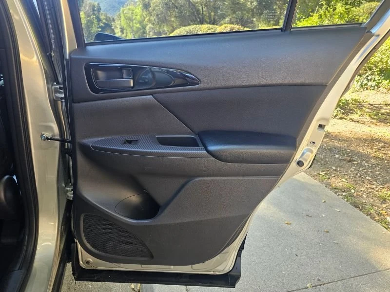 2020 Mitsubishi Eclipse Cross - Image 18 of 20