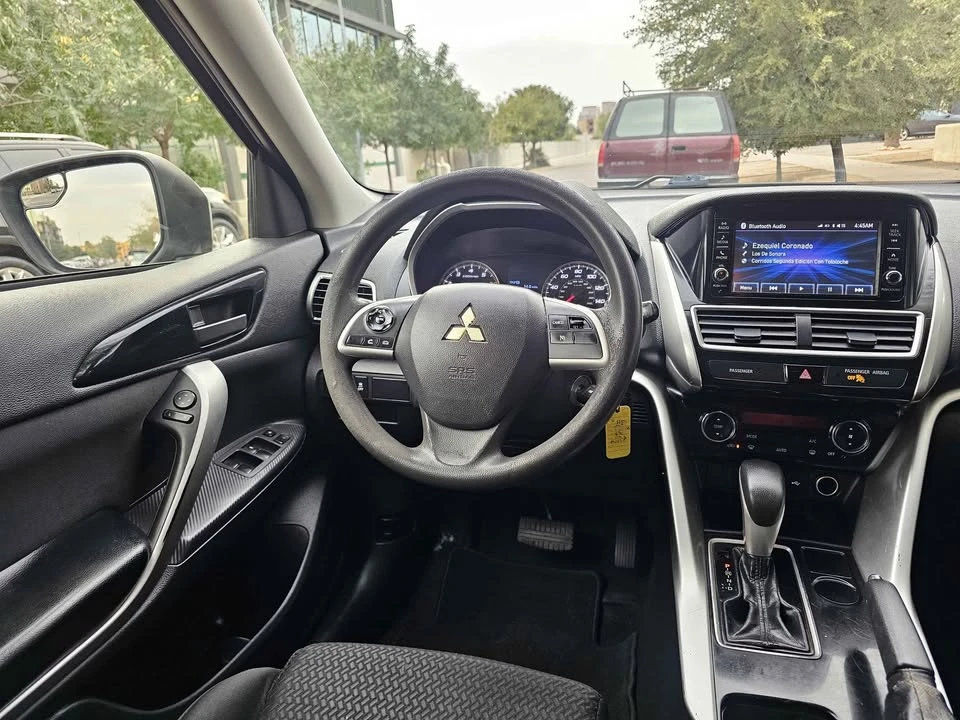 2020 Mitsubishi Eclipse Cross - Image 2 of 16