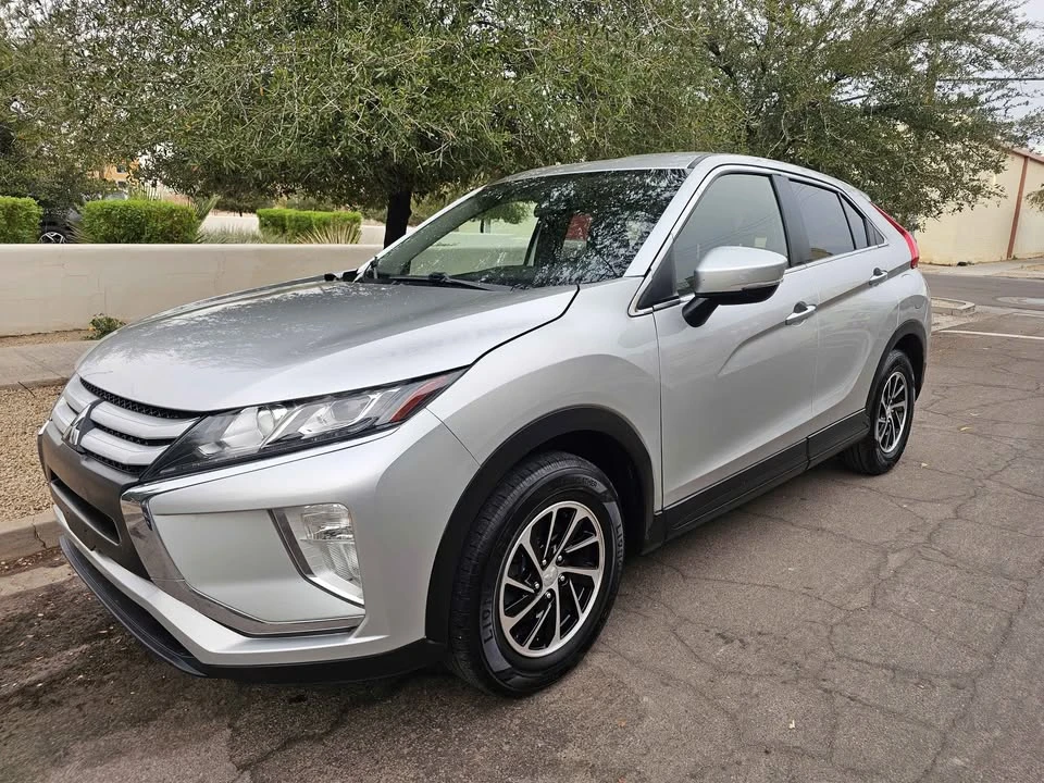 2020 Mitsubishi Eclipse Cross - Image 5 of 16
