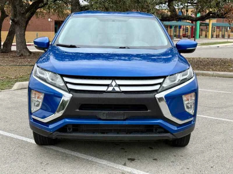 2020 Mitsubishi Eclipse Cross - Image 2 of 15