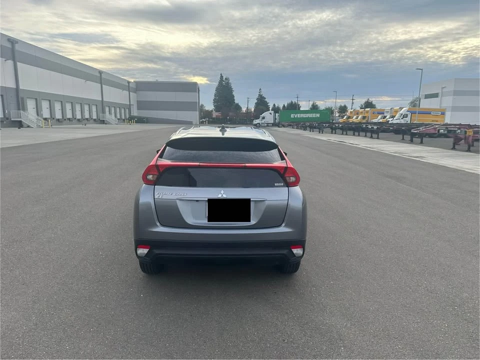 2020 Mitsubishi Eclipse Cross - Image 8 of 13