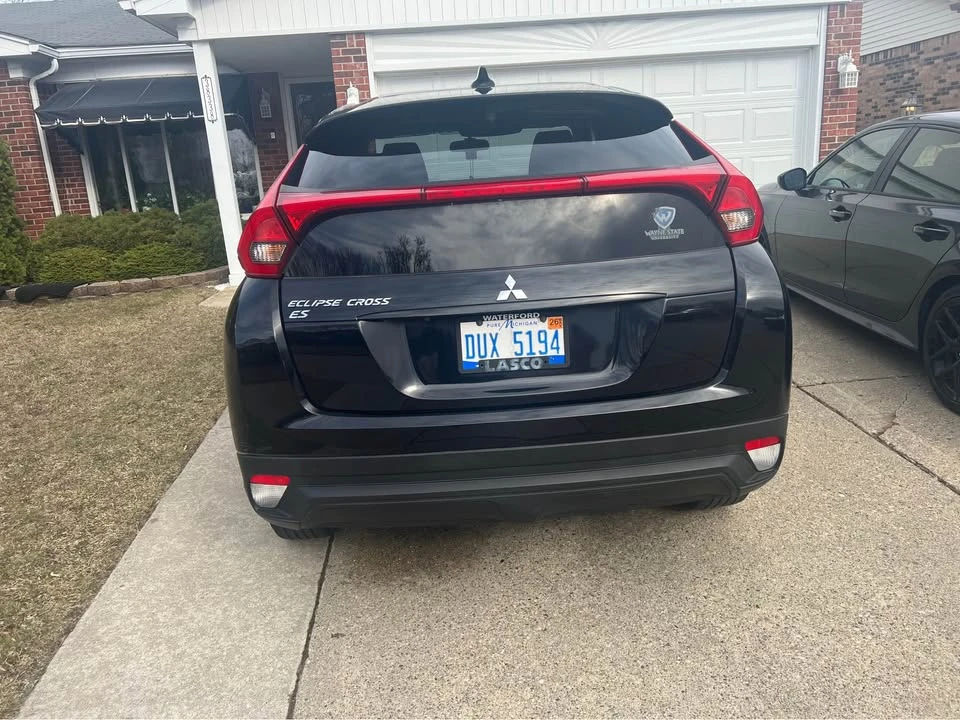 2020 Mitsubishi Eclipse Cross - Image 4 of 9