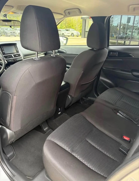 2020 Mitsubishi Eclipse Cross - Image 10 of 18
