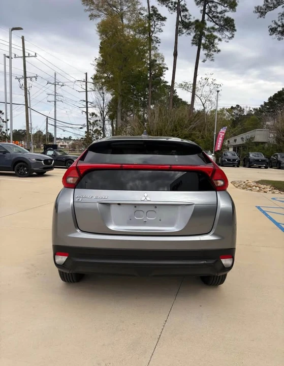 2020 Mitsubishi Eclipse Cross - Image 5 of 18