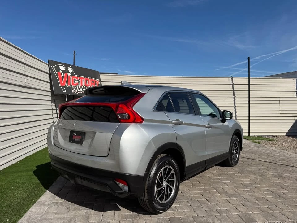 2020 Mitsubishi Eclipse Cross - Image 4 of 15