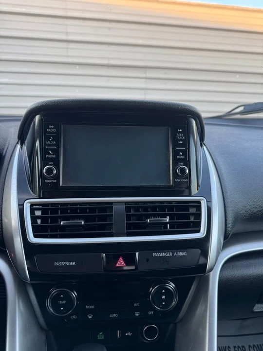 2020 Mitsubishi Eclipse Cross - Image 15 of 15