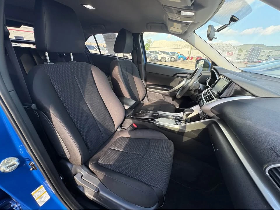 2020 Mitsubishi Eclipse Cross - Image 3 of 15