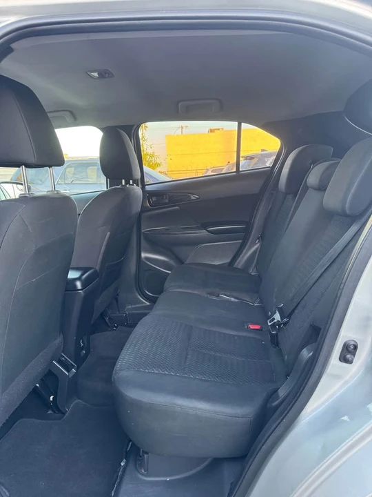 2020 Mitsubishi Eclipse Cross - Image 13 of 15