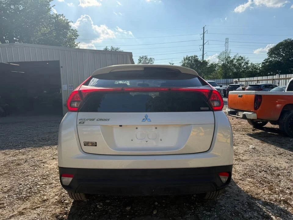 2020 Mitsubishi Eclipse Cross - Image 6 of 8