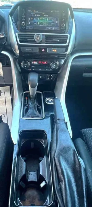 2020 Mitsubishi Eclipse Cross - Image 16 of 16