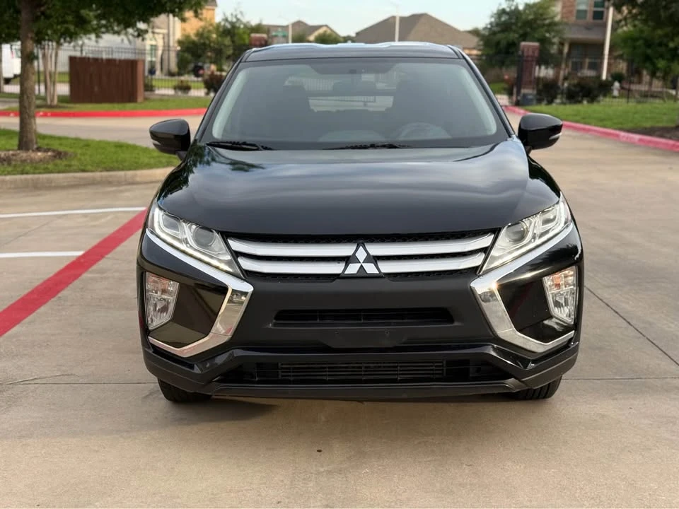 2020 Mitsubishi Eclipse Cross - Image 2 of 16