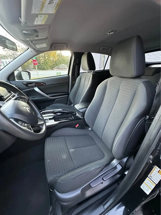 2020 Mitsubishi Eclipse Cross - Image 12 of 18