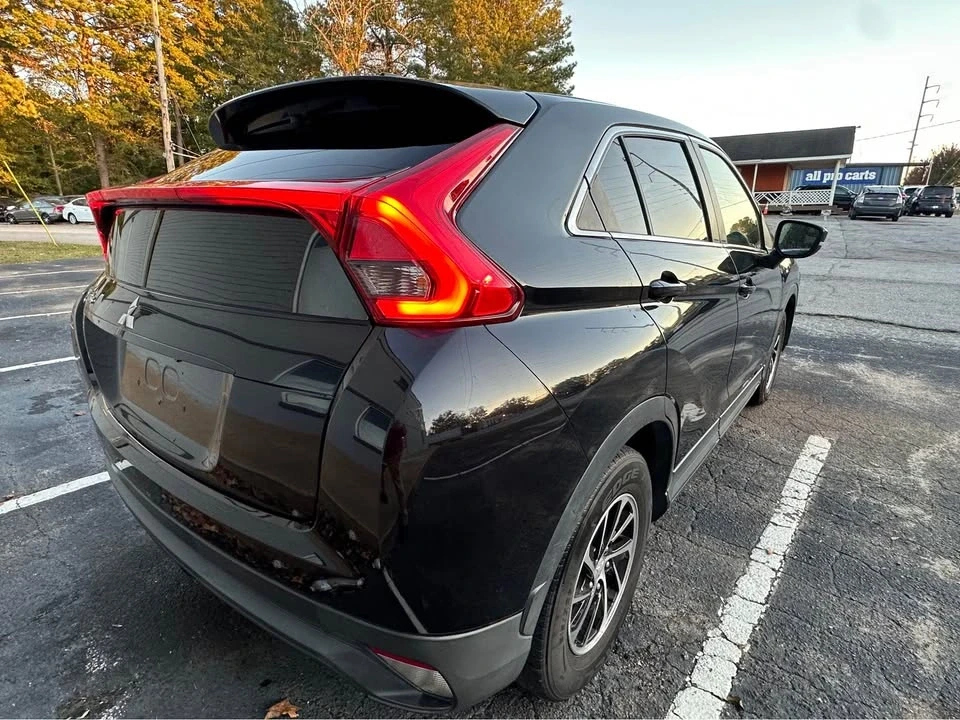 2020 Mitsubishi Eclipse Cross - Image 5 of 18