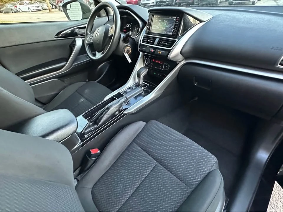 2020 Mitsubishi Eclipse Cross - Image 10 of 18