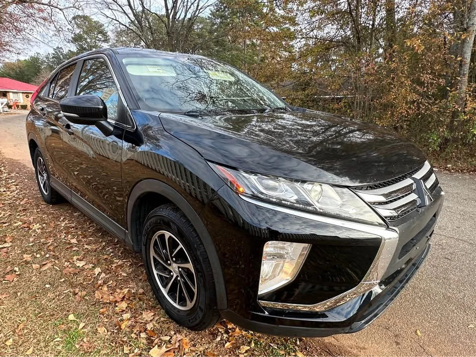 2020 Mitsubishi Eclipse Cross - Image 3 of 15