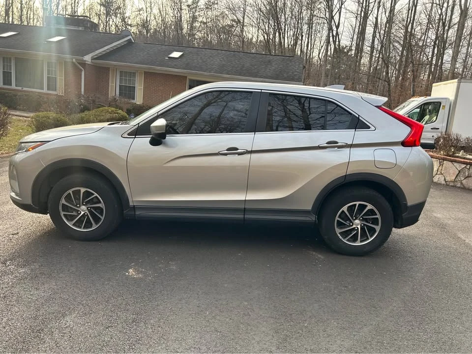 2020 Mitsubishi Eclipse Cross - Image 4 of 12