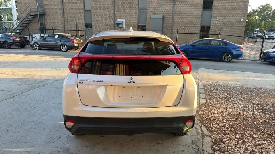 2020 Mitsubishi Eclipse Cross - Image 4 of 14