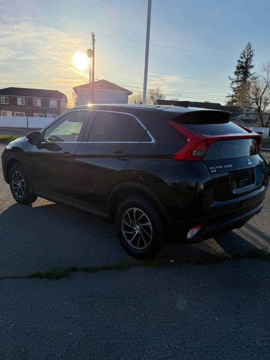 2020 Mitsubishi Eclipse Cross - Image 3 of 13