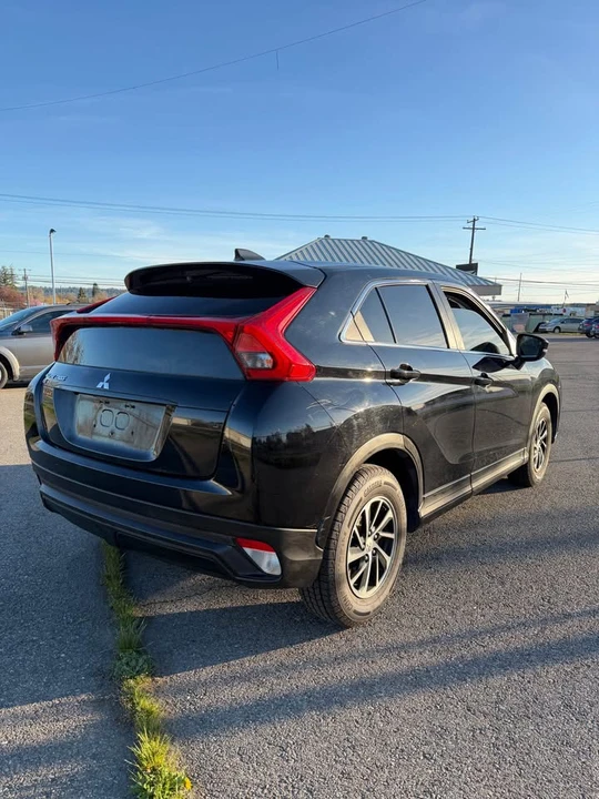 2020 Mitsubishi Eclipse Cross - Image 5 of 13