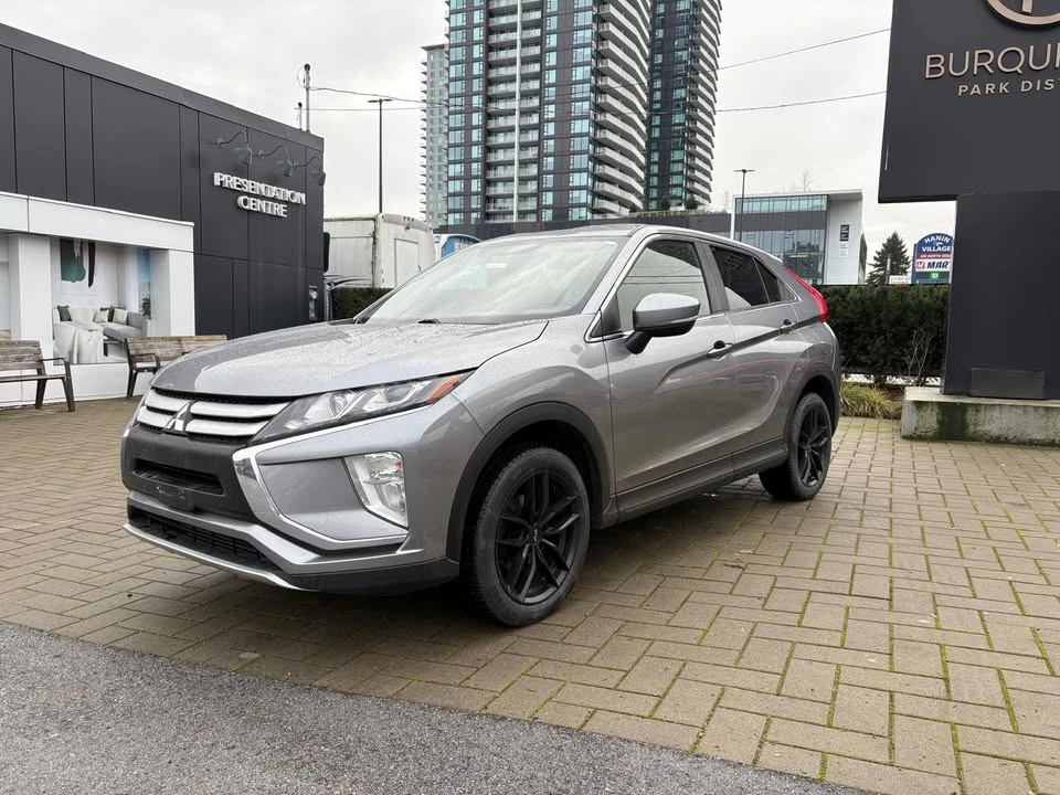 2020 Mitsubishi Eclipse Cross - Image 3 of 19