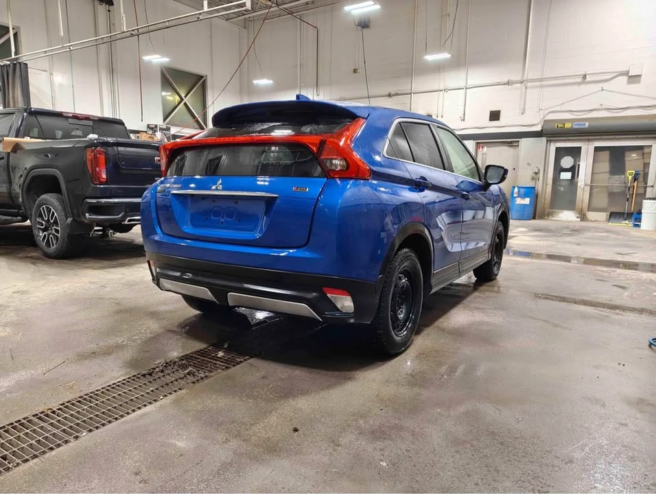 2020 Mitsubishi Eclipse Cross - Image 4 of 7