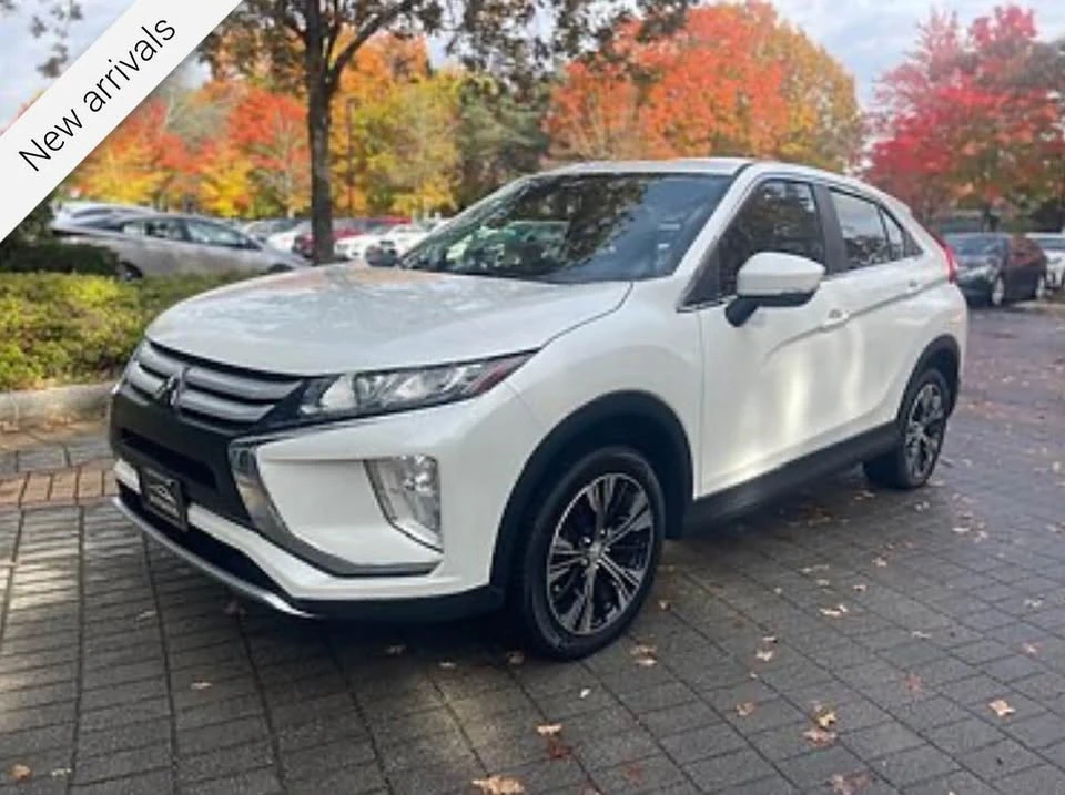 2020 Mitsubishi Eclipse Cross - Image 2 of 10