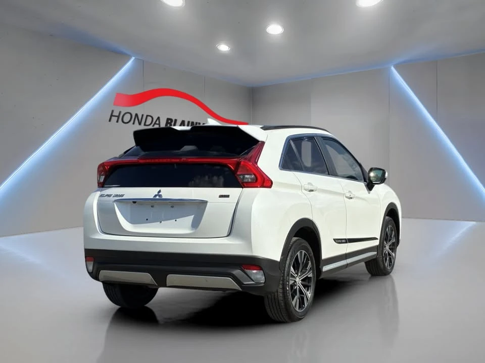 2020 Mitsubishi Eclipse Cross - Image 9 of 10