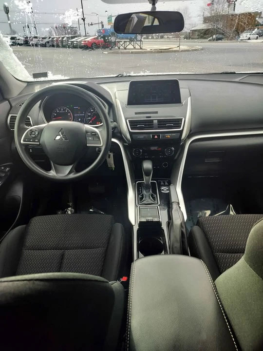 2020 Mitsubishi Eclipse Cross - Image 10 of 14