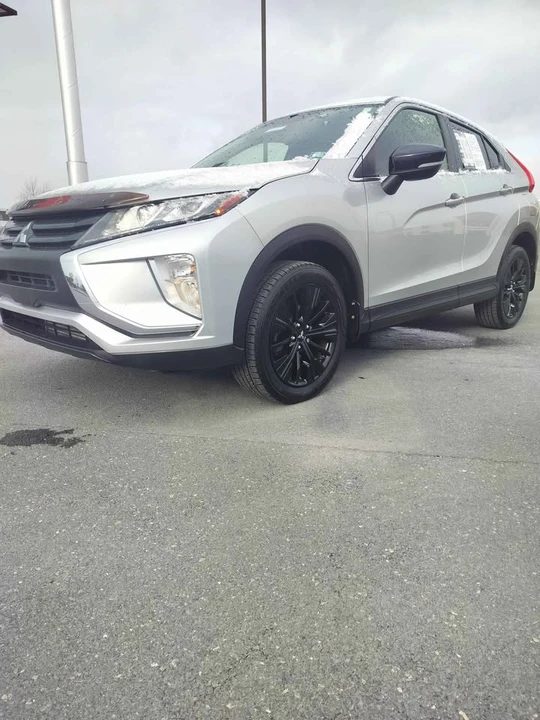 2020 Mitsubishi Eclipse Cross - Image 3 of 14