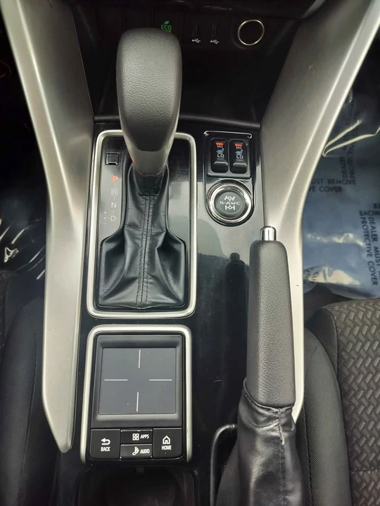 2020 Mitsubishi Eclipse Cross - Image 12 of 14