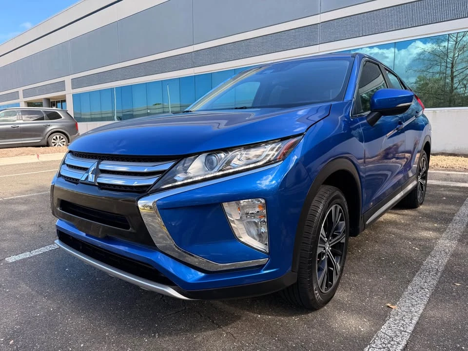 2020 Mitsubishi Eclipse Cross - Image 2 of 20