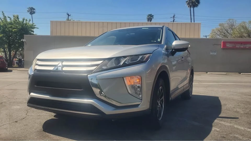 2020 Mitsubishi Eclipse Cross - Image 3 of 8