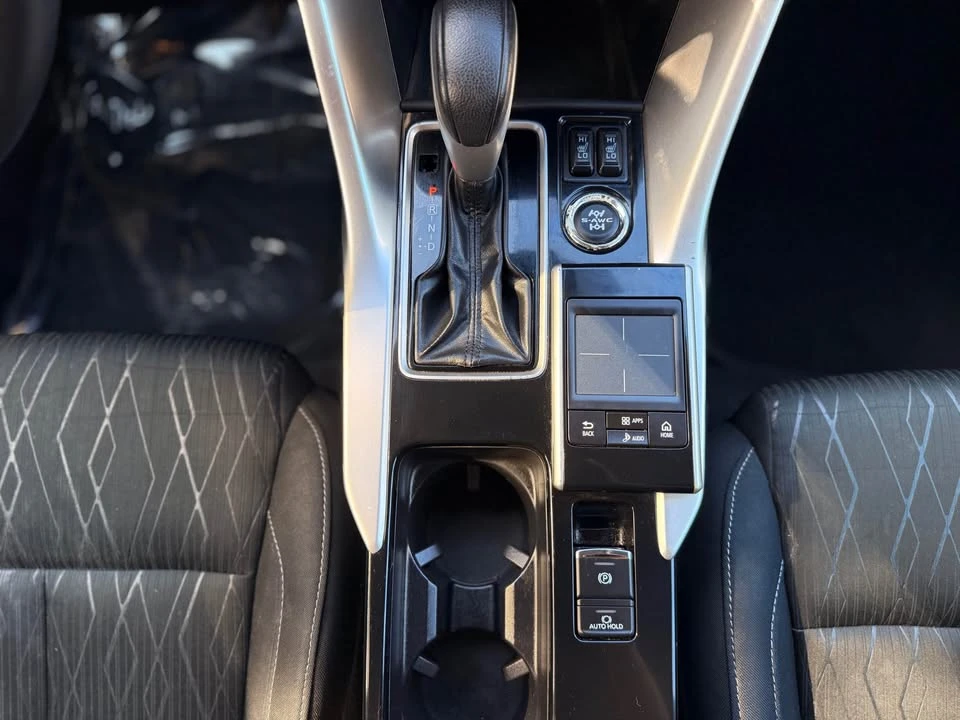 2020 Mitsubishi Eclipse Cross - Image 11 of 20