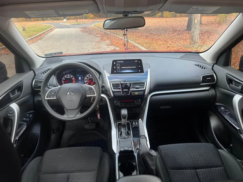 2020 Mitsubishi Eclipse Cross - Image 6 of 10