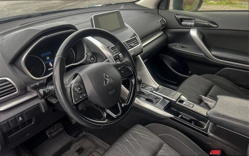 2020 Mitsubishi Eclipse Cross - Image 13 of 20