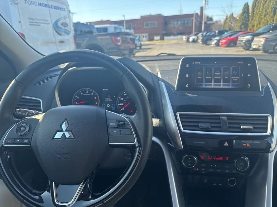 2020 Mitsubishi Eclipse Cross - Image 4 of 19