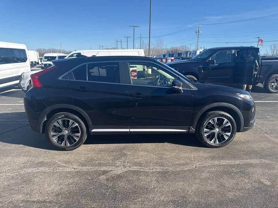 2020 Mitsubishi Eclipse Cross - Image 9 of 19