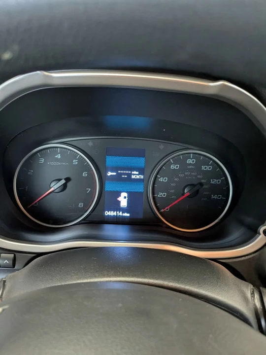 2020 Mitsubishi Eclipse Cross - Image 6 of 8