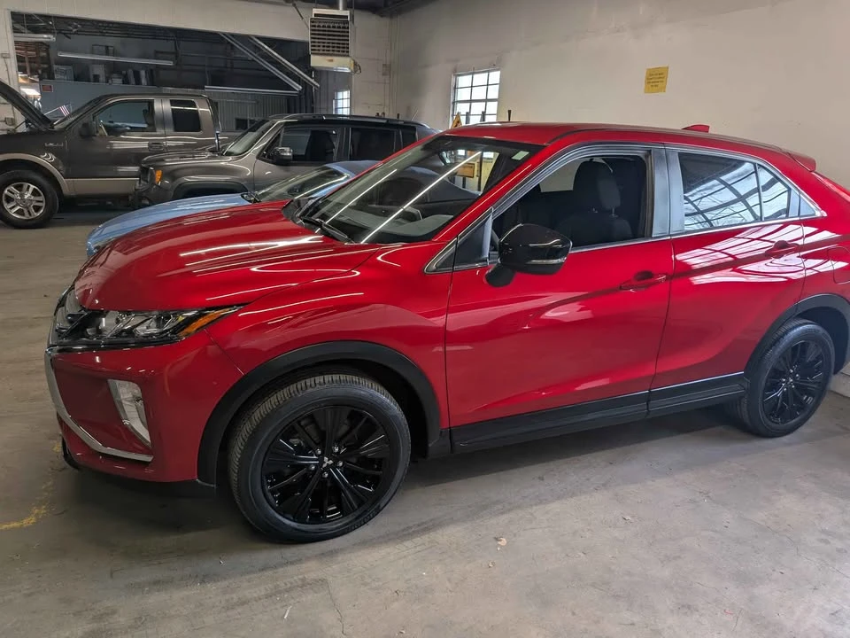 2020 Mitsubishi Eclipse Cross - Image 5 of 8