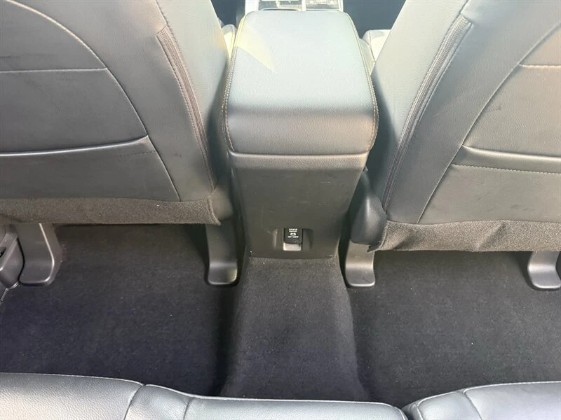 2020 Mitsubishi Eclipse Cross - Image 17 of 20